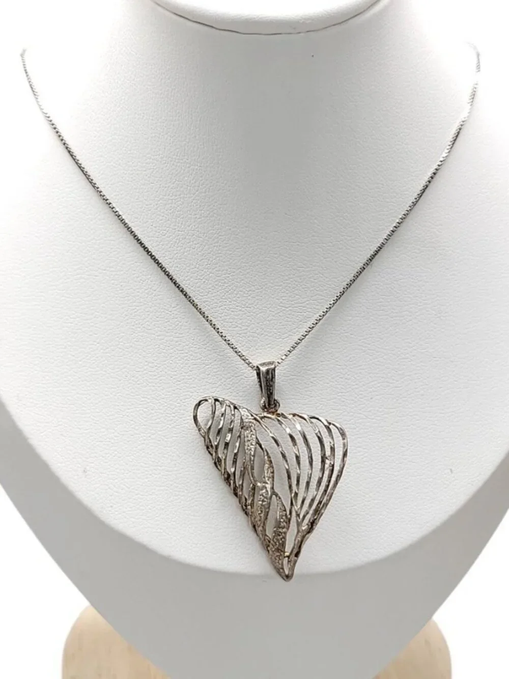 ACO Sterling Silver Heart Pendant Necklace  Open Metal Work Italy 925 Chain 20